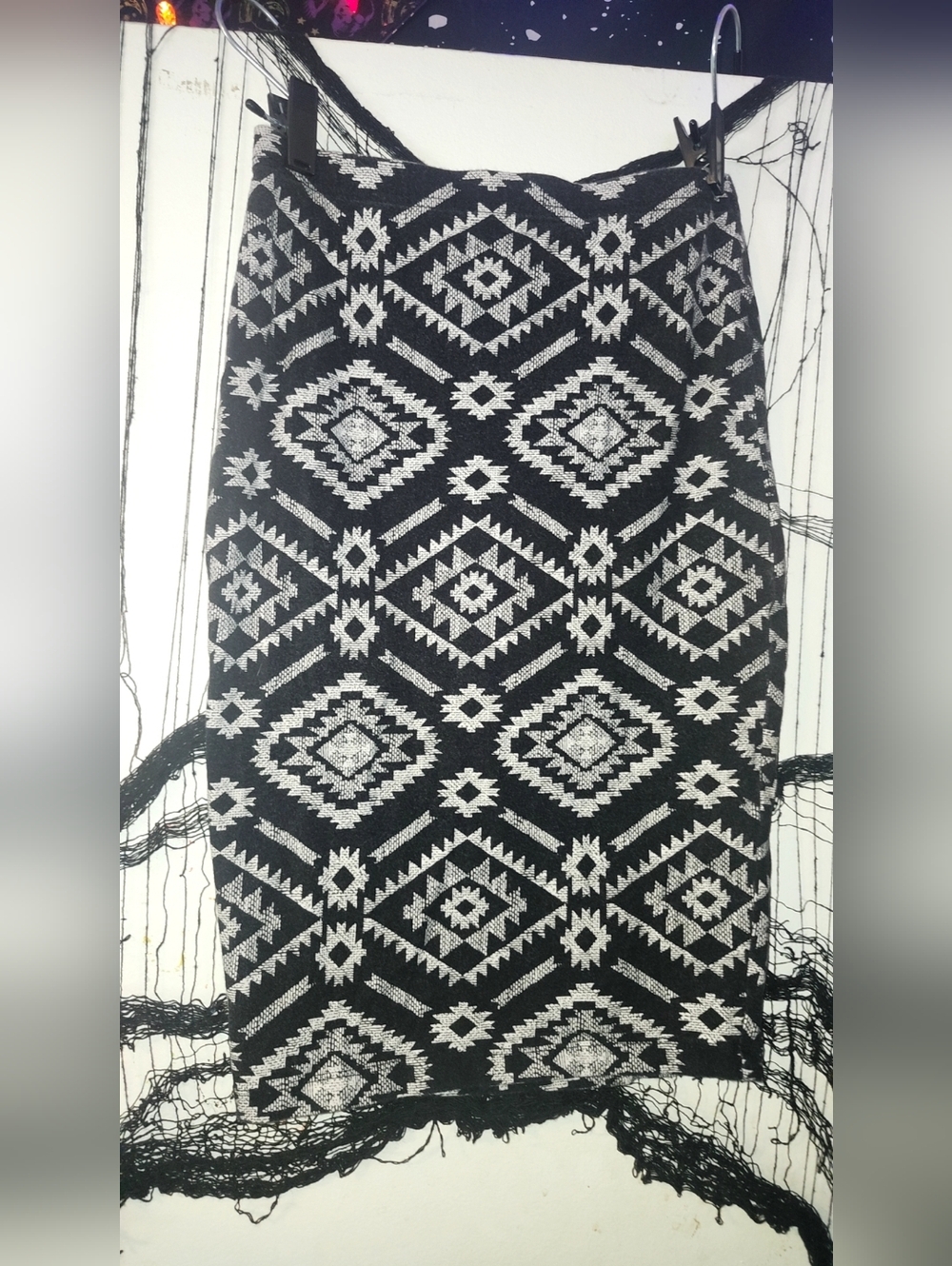 ✨️Black and White Aztec Midi Skirt✨️